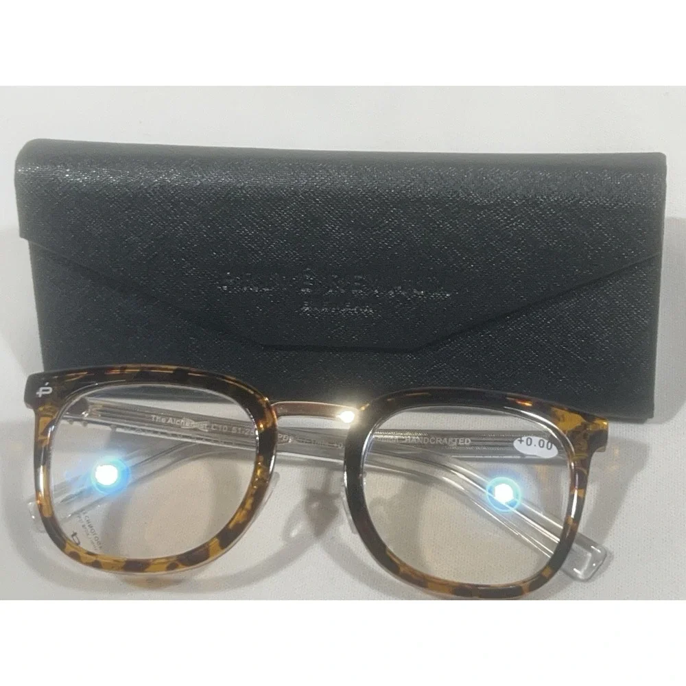 Prive Revaux Alchemist Blue Light Glasses Tortoise Minimalist Fashion Style